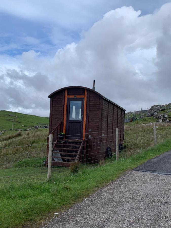 Oldshoremore Eco Crofters Wagon By The Beach المظهر الخارجي الصورة