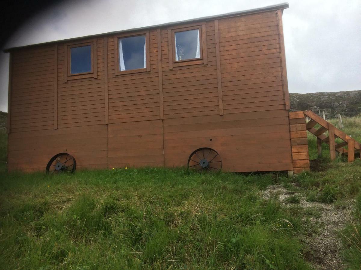 Oldshoremore Eco Crofters Wagon By The Beach المظهر الخارجي الصورة